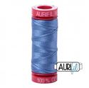 Bild på Aurifil 1128 Light Blue Violet Mako Cotton 12 Broderitråd