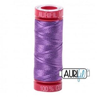 Bild på Aurifil 2540 Medium Lavender Mako Cotton 12 Broderitråd