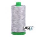 Bild på Aurifil 4670 Silver Fox Mako Cotton 40/2