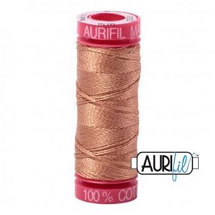 Bild på Aurifil 2330 Light Chestnut Mako Cotton 12 Broderitråd