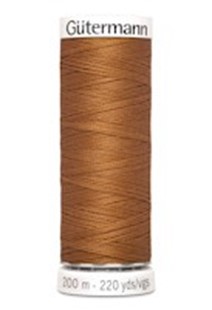 Bild på Gutermann  sytråd ” alla tygers tråd” Färg 448 200 meter 100% polyester