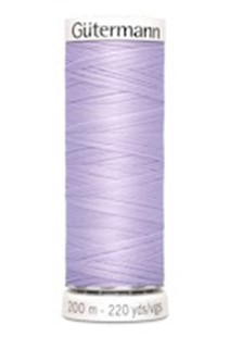 Bild på Gutermann  sytråd ” alla tygers tråd” Färg 442 200 meter 100% polyester