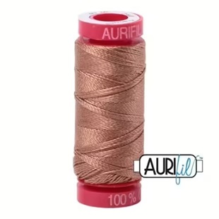 Bild på Aurifil 2340 Cafe Au Lait Mako Cotton 12 Broderitråd