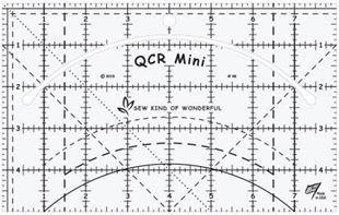 Bild på Mini Quick Curve Ruler QCR mini - Sew kind of wonderful