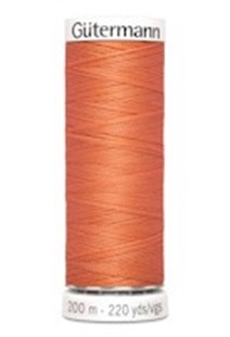 Bild på Gutermann  sytråd ” alla tygers tråd” Färg 895 200 meter 100% polyester