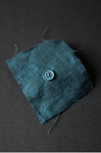 Bild på Merchant & Mills Cotton Button 15mm – Alta Mare