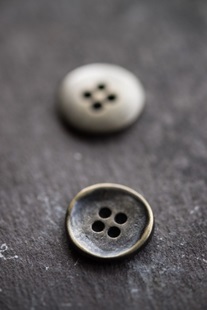 Bild på Merchant & Mills Stamped 20mm button