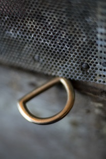 Bild på Merchant & Mills Brass D-Rings 1″