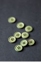 Bild på Merchant & Mills Cotton Button 15mm – Bowling Green